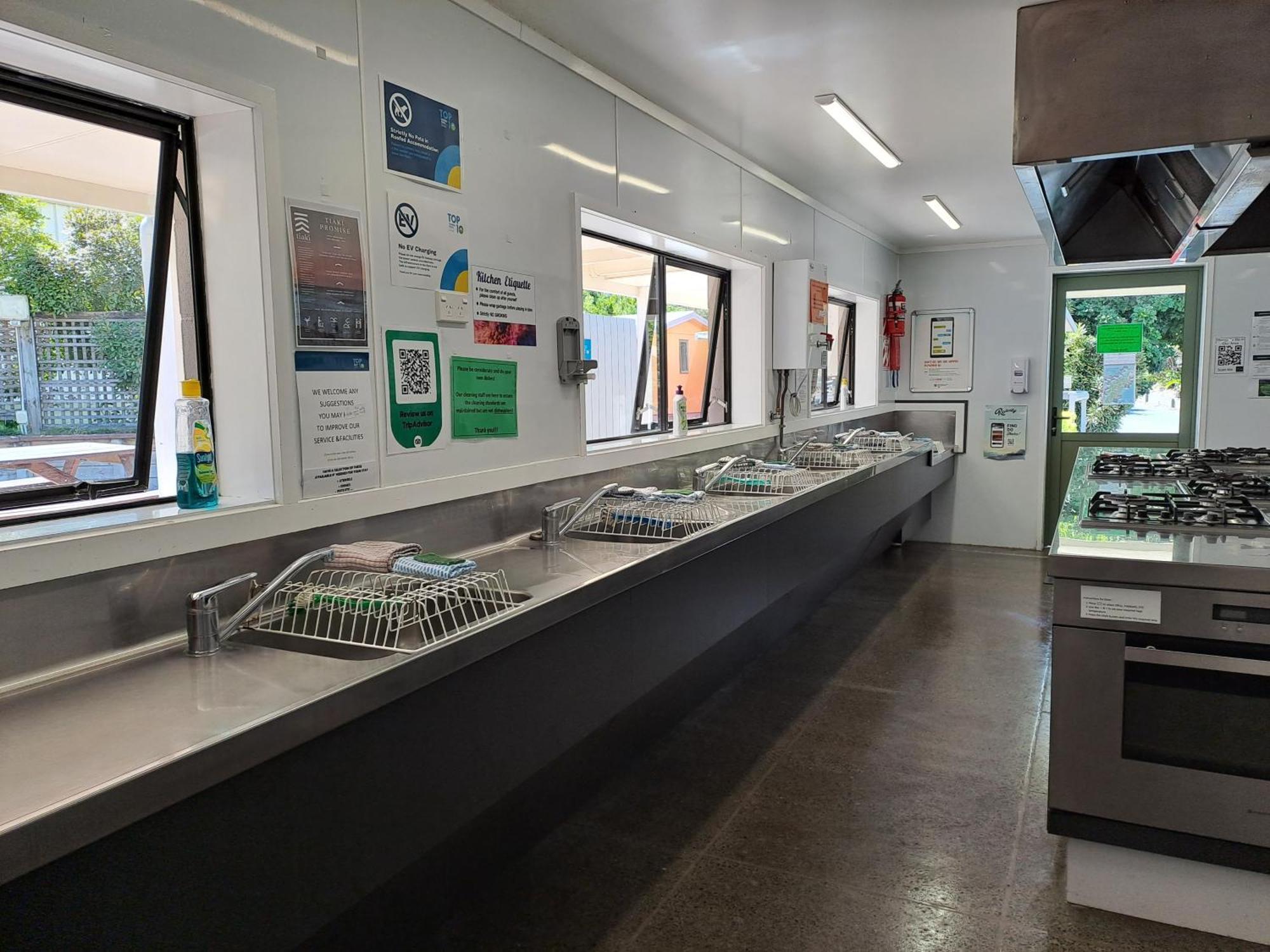 Whatuwhiwhi Top 10 Holiday Park Tokerau Beach Exterior photo